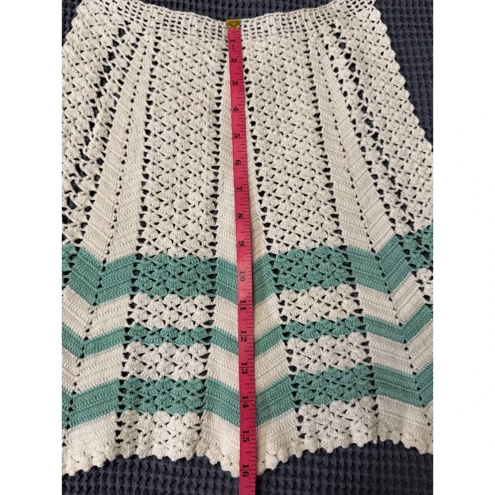 Vintage Handmade Crochet Half Apron Cream Seafoam Green Chevron Shell Stitch